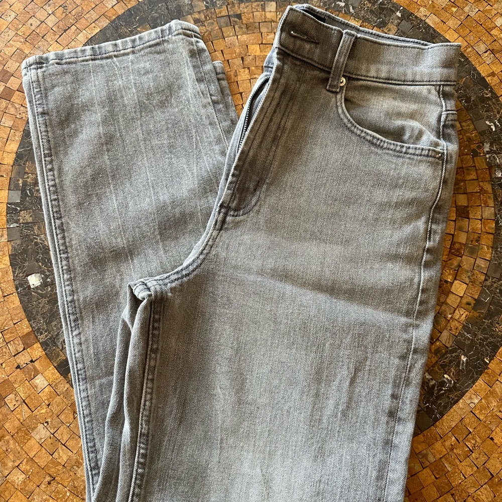 Gray Straight Leg Jeans Classic Style